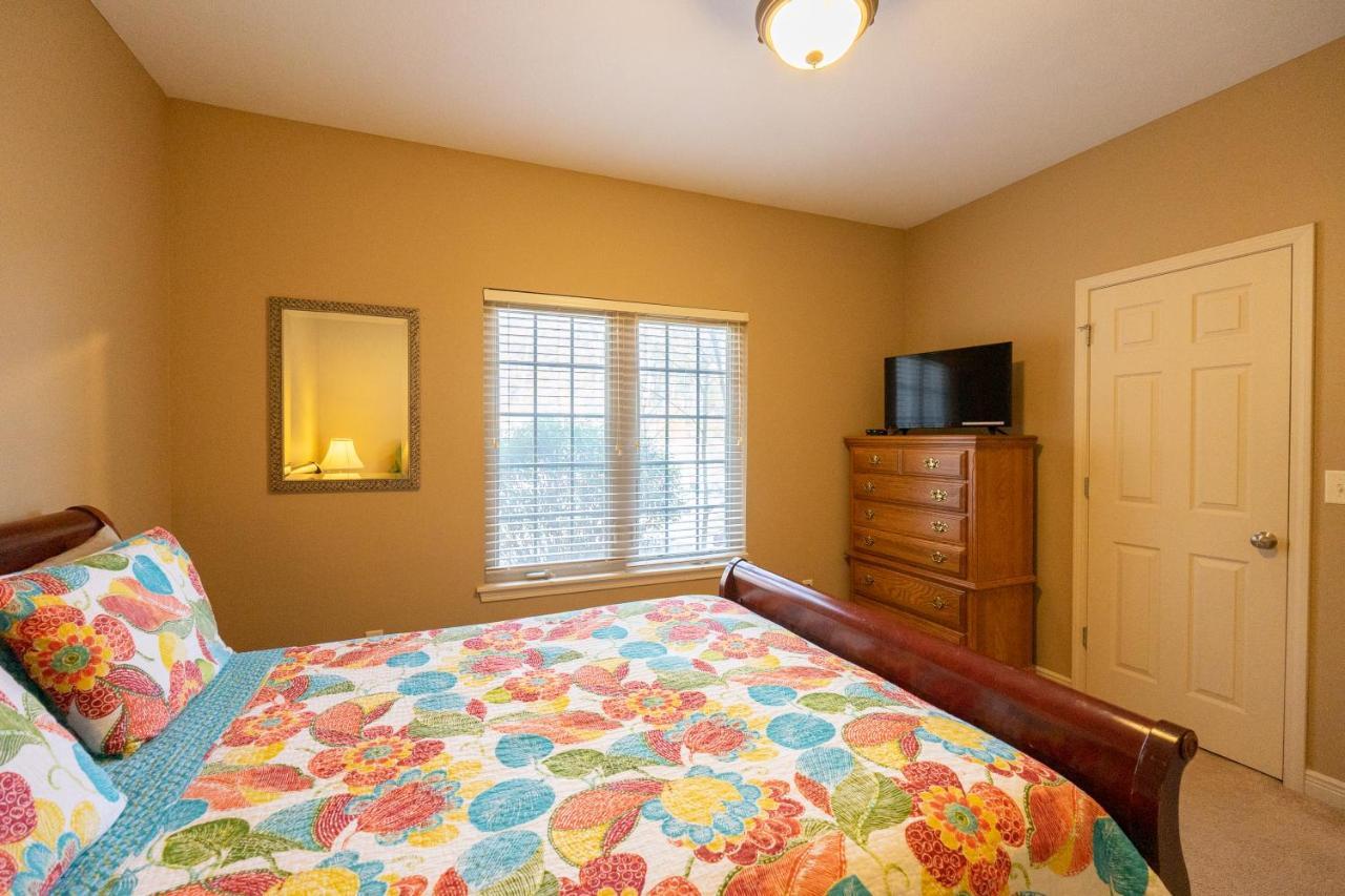 4Br Walk-In - Foosball Table - Hot Tub - Fire Pit - Free Tickets Included - Dv166 布蘭森 外观 照片