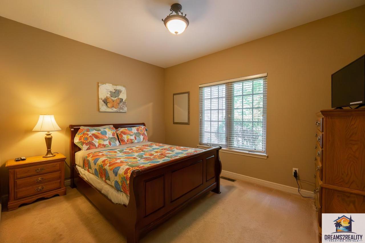 4Br Walk-In - Foosball Table - Hot Tub - Fire Pit - Free Tickets Included - Dv166 布蘭森 外观 照片