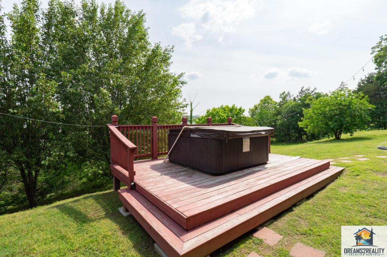4Br Walk-In - Foosball Table - Hot Tub - Fire Pit - Free Tickets Included - Dv166 布蘭森 外观 照片