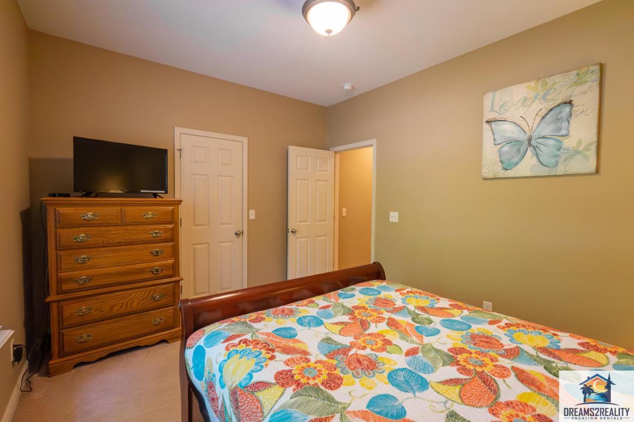 4Br Walk-In - Foosball Table - Hot Tub - Fire Pit - Free Tickets Included - Dv166 布蘭森 外观 照片